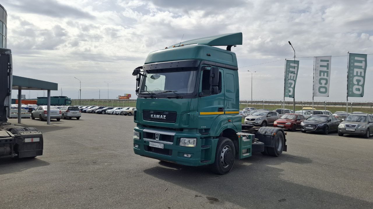 КАМАЗ 5490