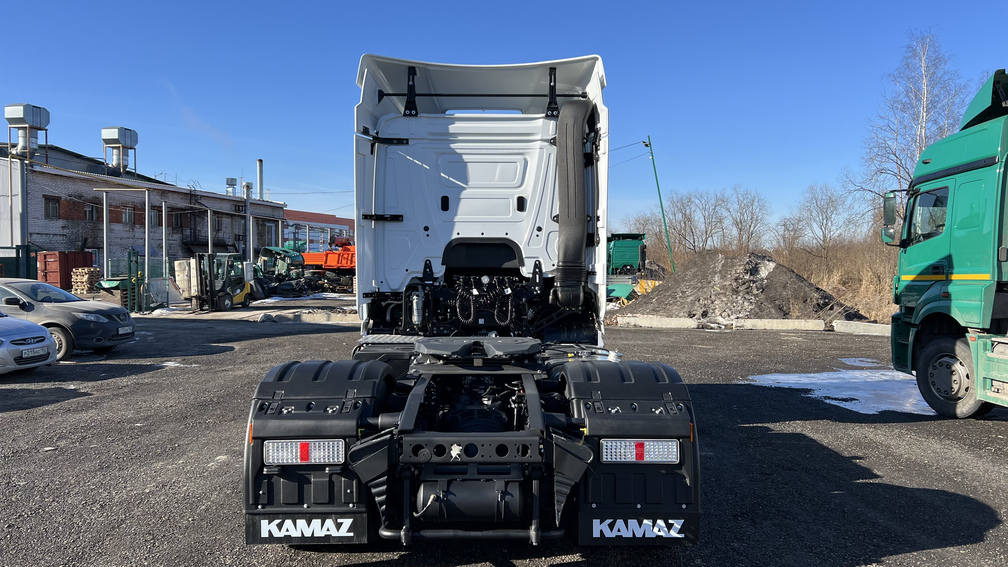 КАМАЗ 54902